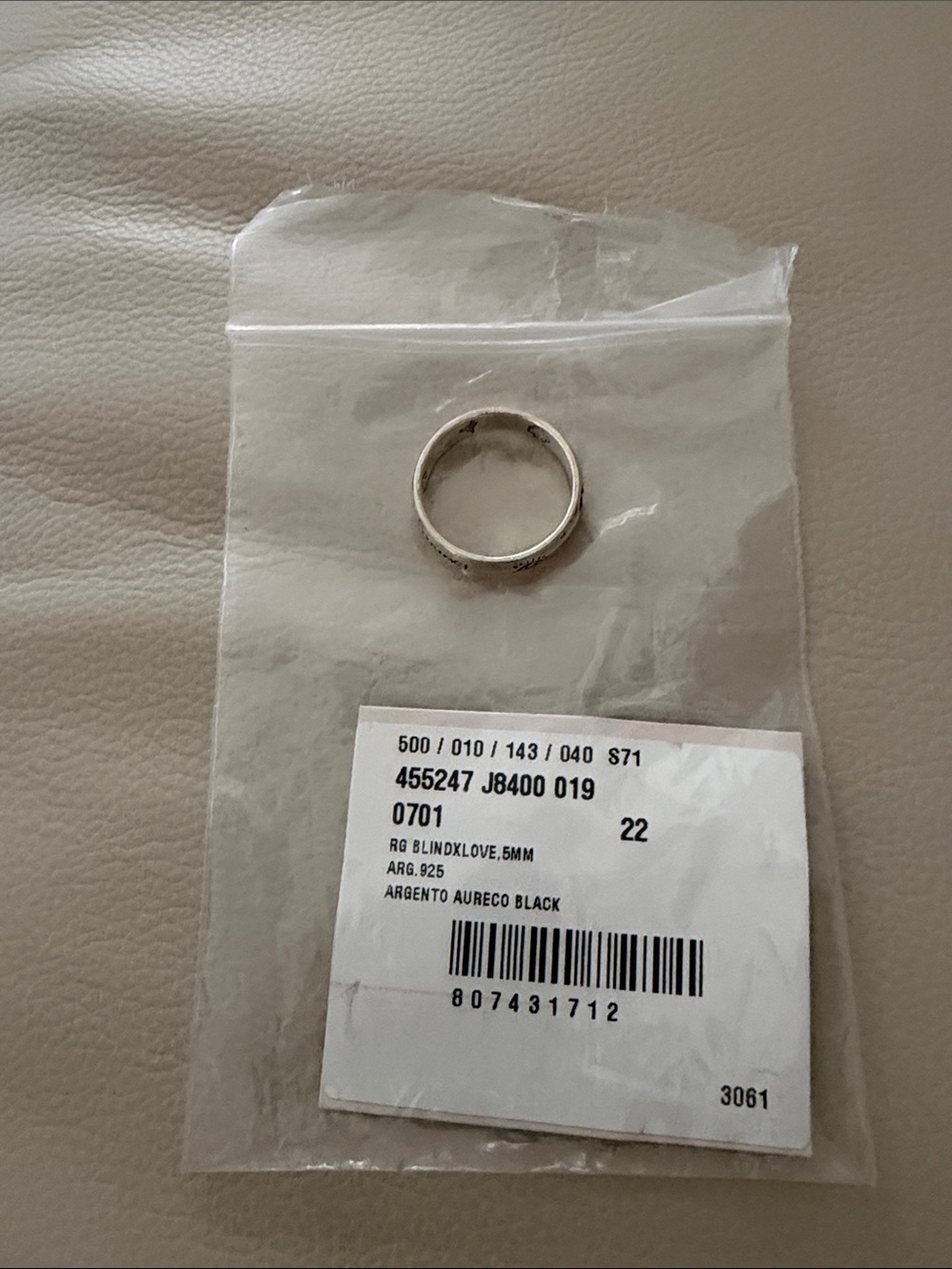 Brand New Gucci Blind for Love Sterling Silver 925 Ring Size 22 (US 10) - Picture 9 of 9